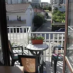 شقة Maja