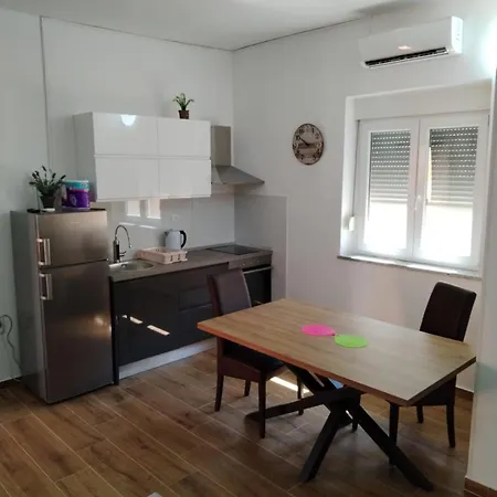 Apartment Maja